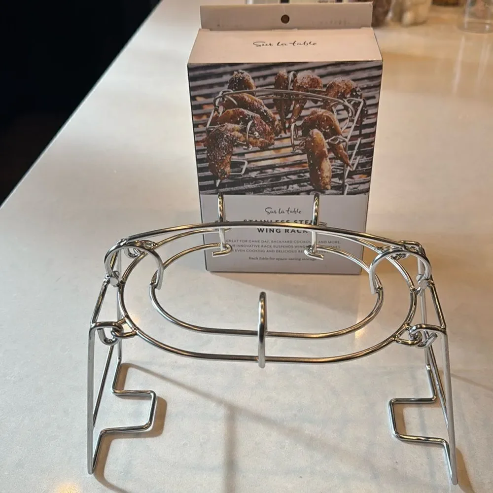 Sur la table wing rack new with tags, stainless steel, great gift your cook.